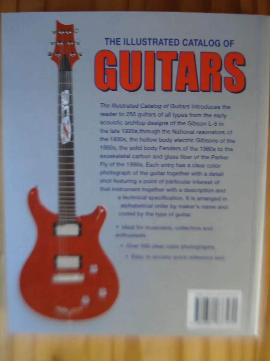 THE ILLUSTRATED CATALOG OF GUITARS. 2009. EDITION. - Image 2