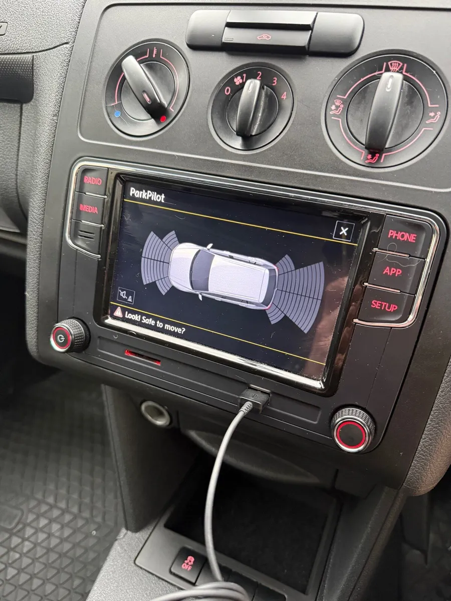 2015 Volkswagen Caddy - Image 4