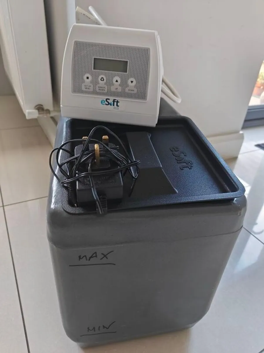 EWT Gold Series 606 water softener for Sale - Image 4