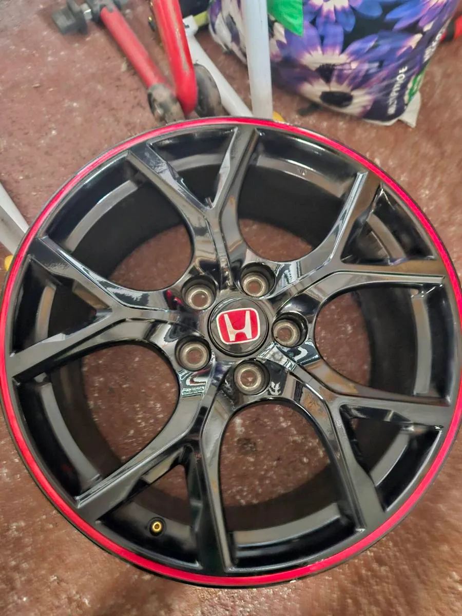 Honda Civic FK2 Alloy 19 inch - Image 1
