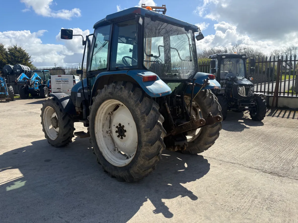 1998 New Holland L75 - Image 4