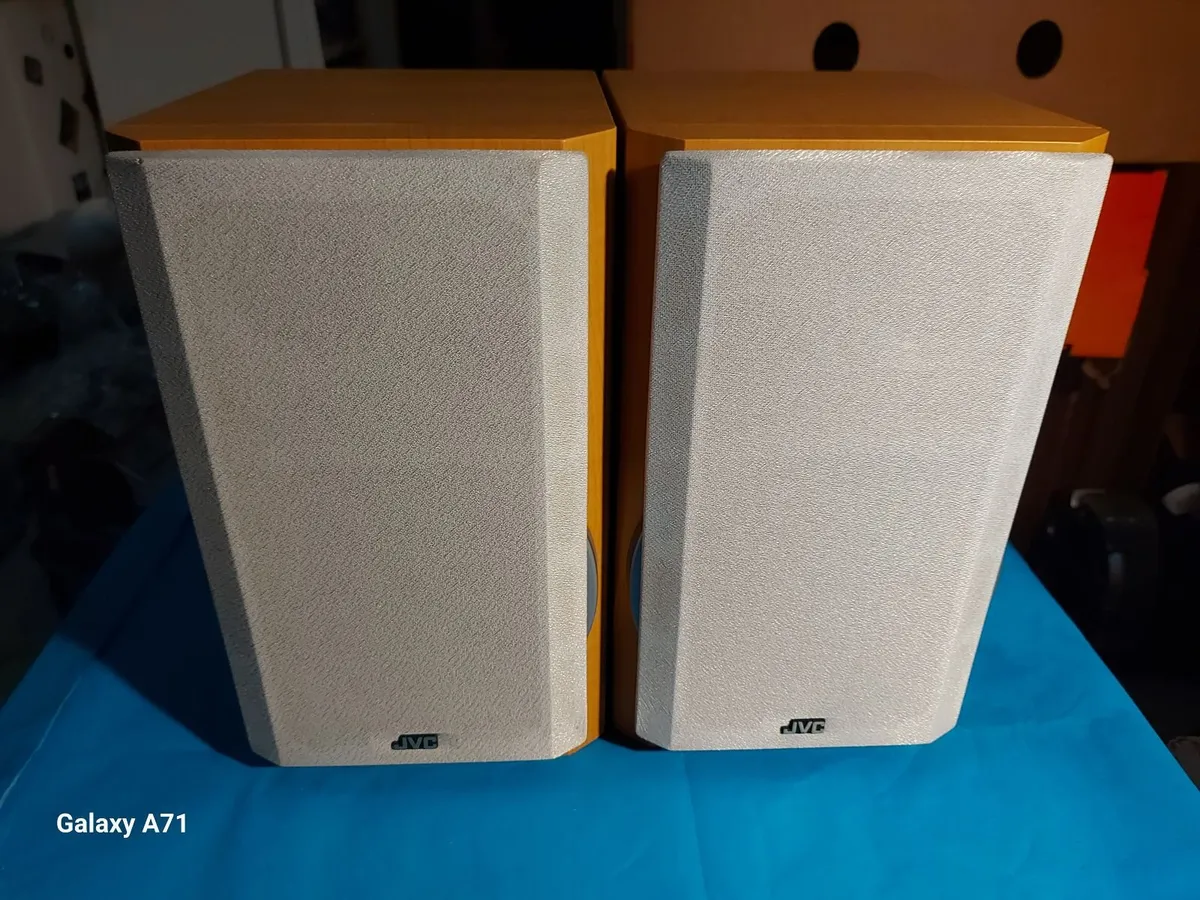 Selection of Speakers in Pairs - Image 1