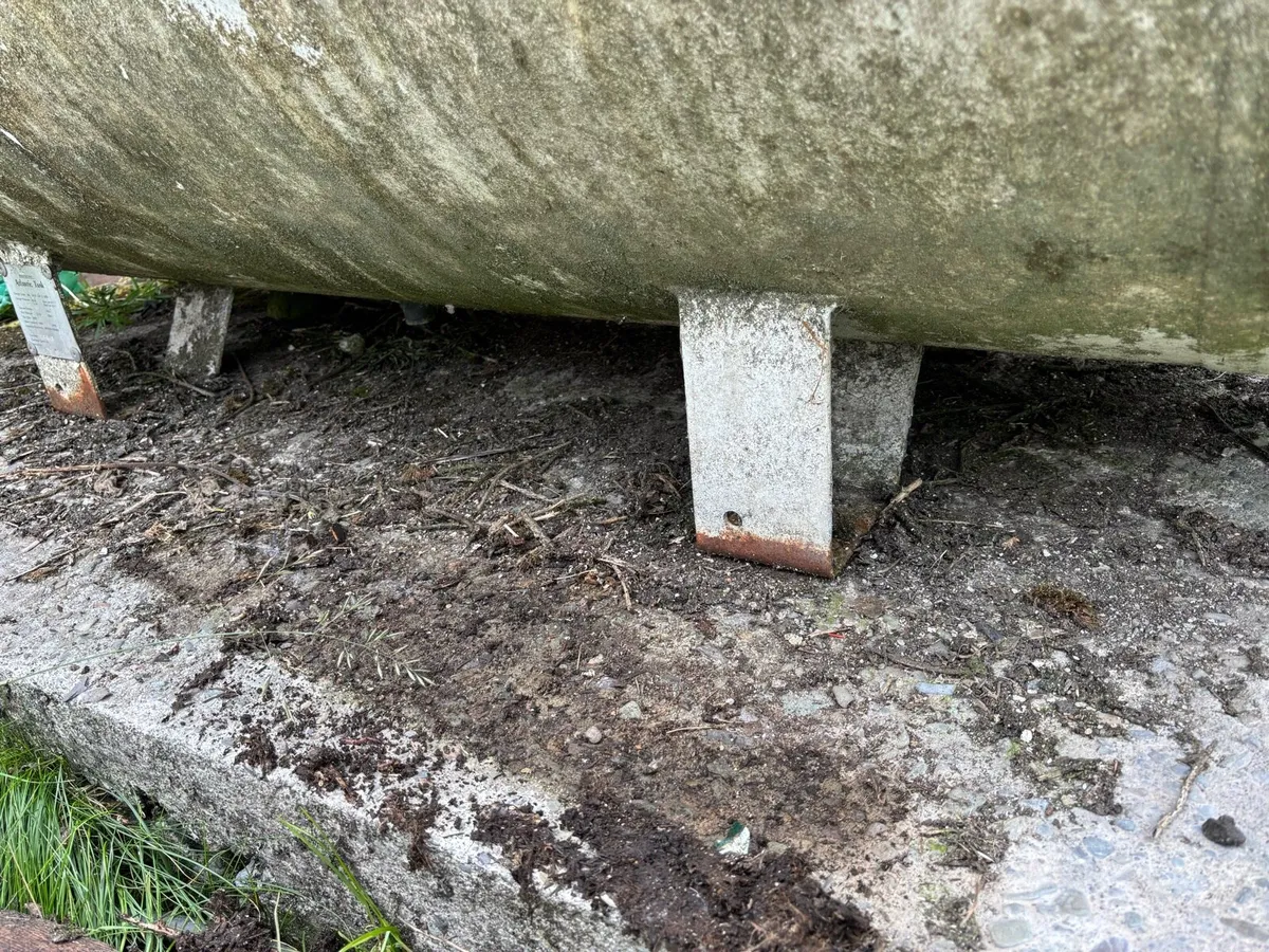 Large heavy gauge steel tank - Image 3