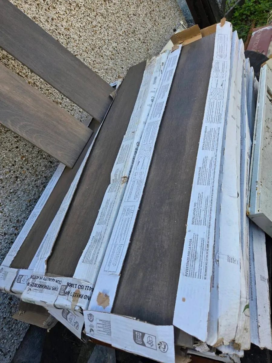 Floor tiles - Image 2