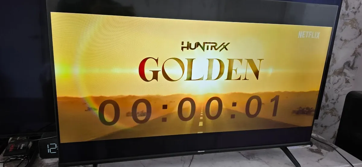 Hisense 43 inch 4K QLED TV - Image 1