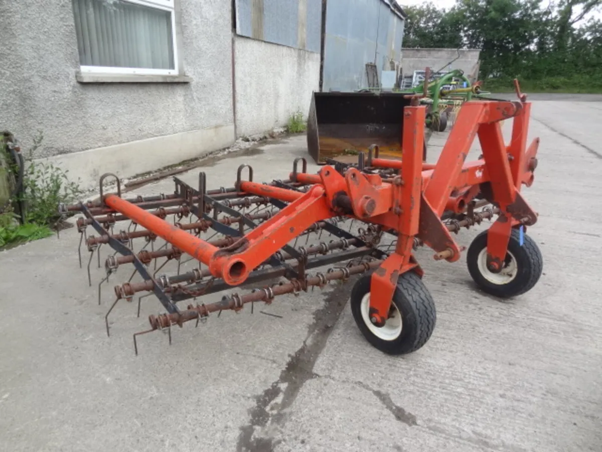 Browns 3 Metre Tine Grass Harrow - Image 1