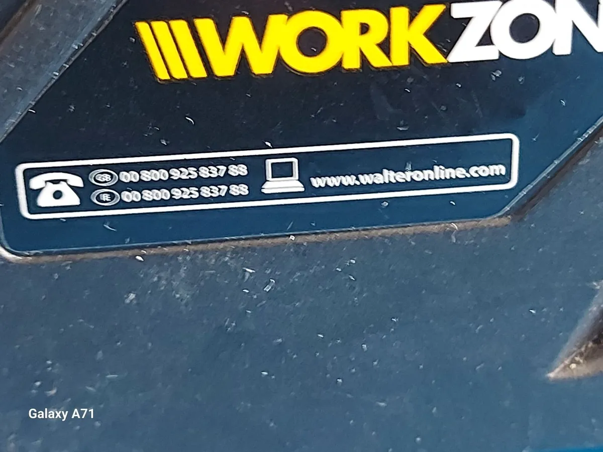 WorkZone 900W Electric Planer, in excellent condit - Image 4