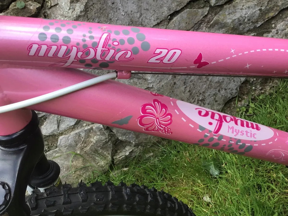 SHOWROOM CONDITION MYSTIC bike - Image 2