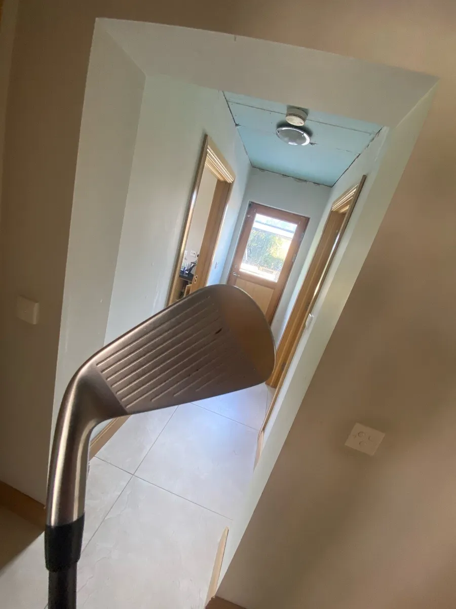 Titleist U500 Driving 2 Iron - Image 2