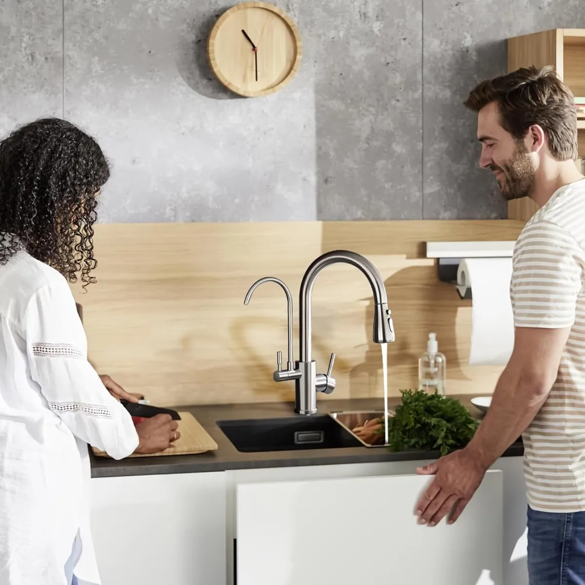 Monobloc Kitchen Sink Mixer Tap with Pull Out - Image 2