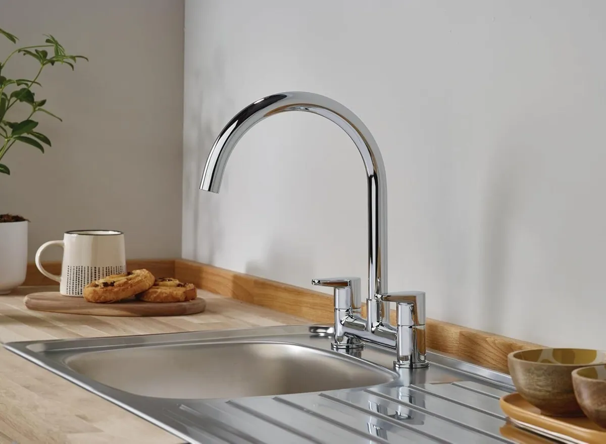 Quest Deck Sink Mixer with Ceramic Disc Valves - Image 2