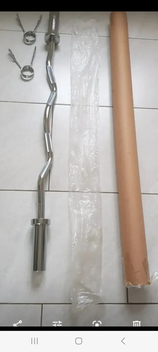 Brand new 9kilo olympic ez curl bar - Image 1