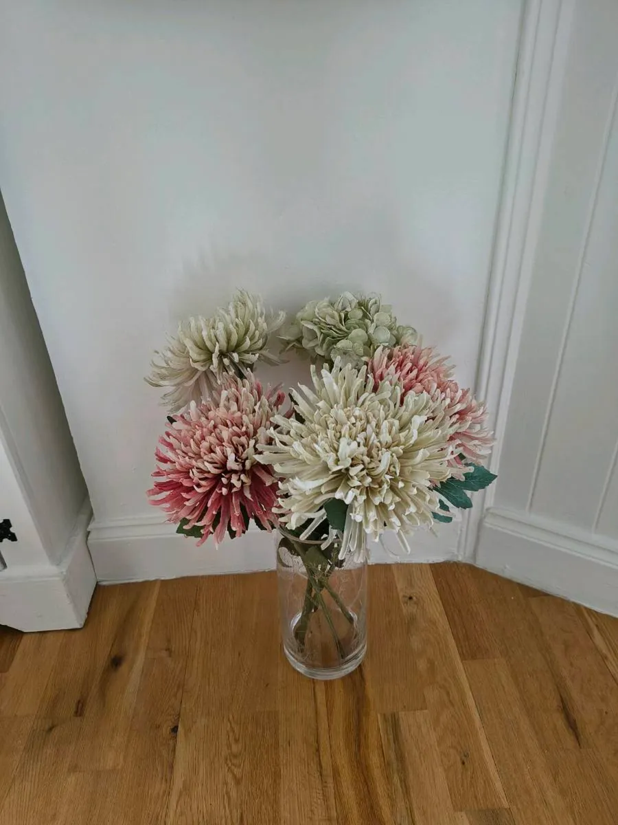 Artificial Flowers - Image 4