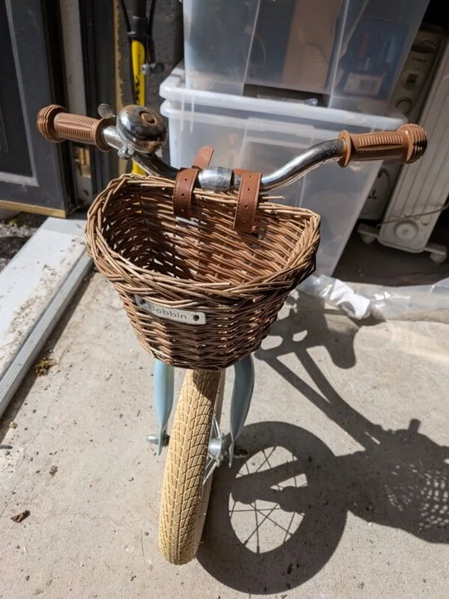 Bobbin Childs Balance Bike good condition - Image 3