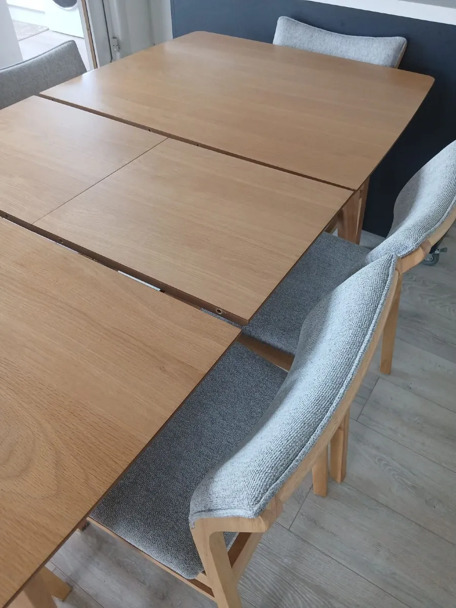 Dining table and 6 chairs  6 months old. - Image 2