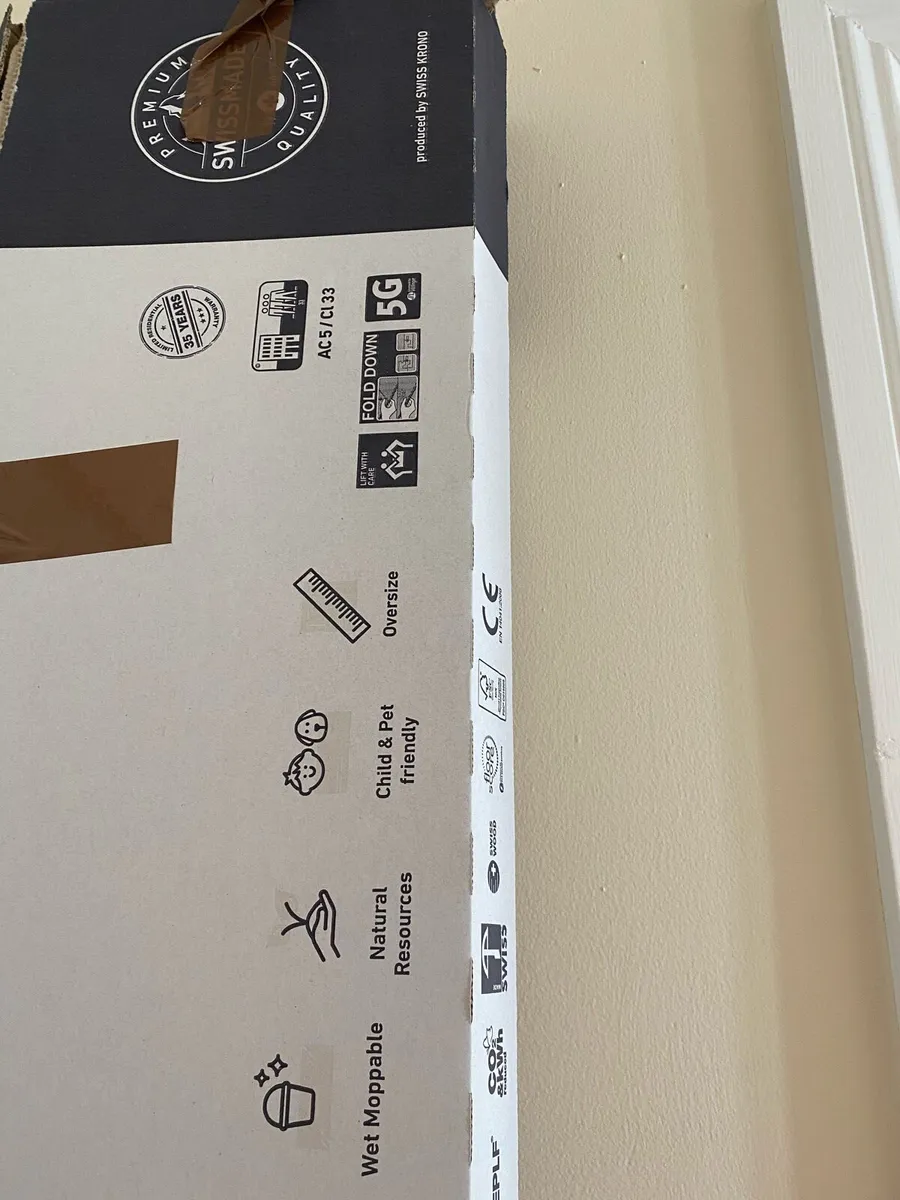 Laminate floorboards . Free . - Image 3