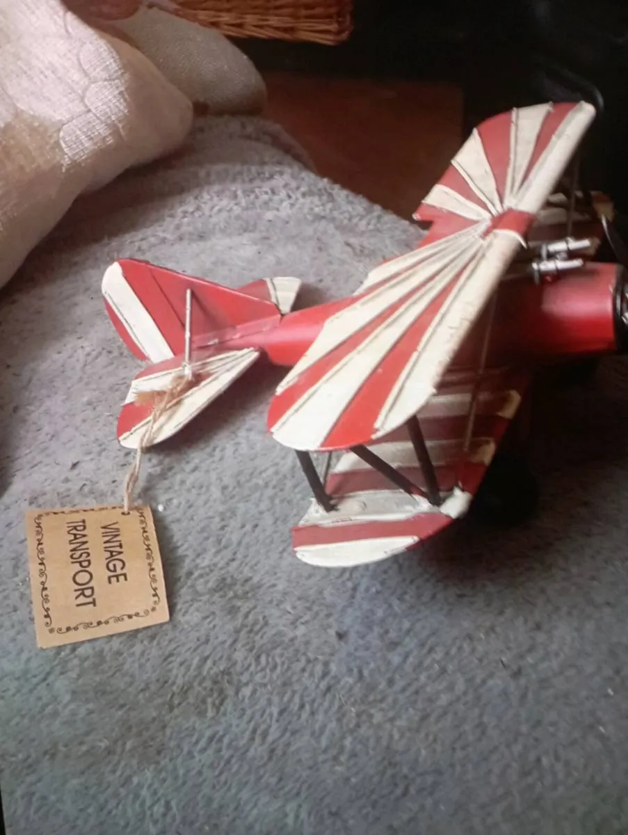 VINTAGE STYLE DECORATIVE METLE B-IPLIANE - Image 1