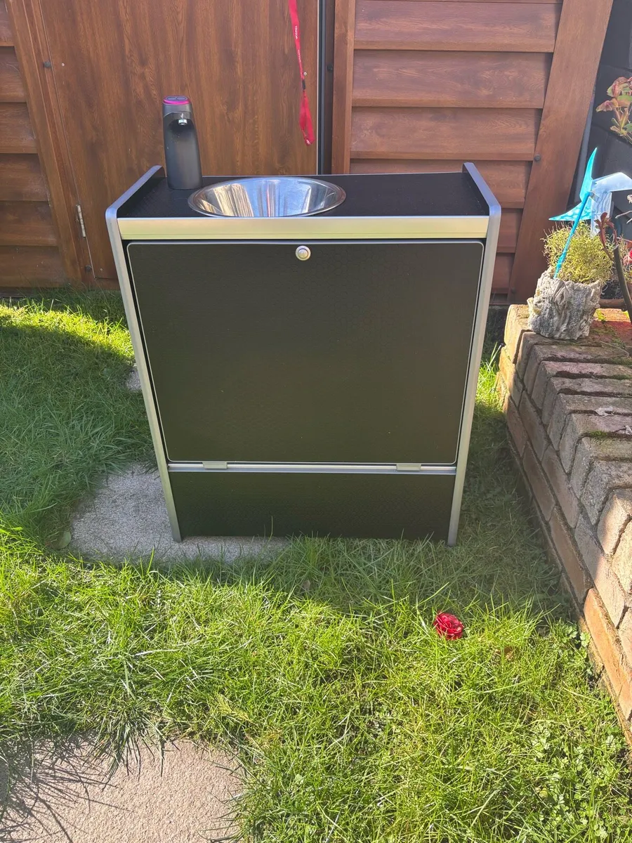 Transporter Kitchen unit - Image 1