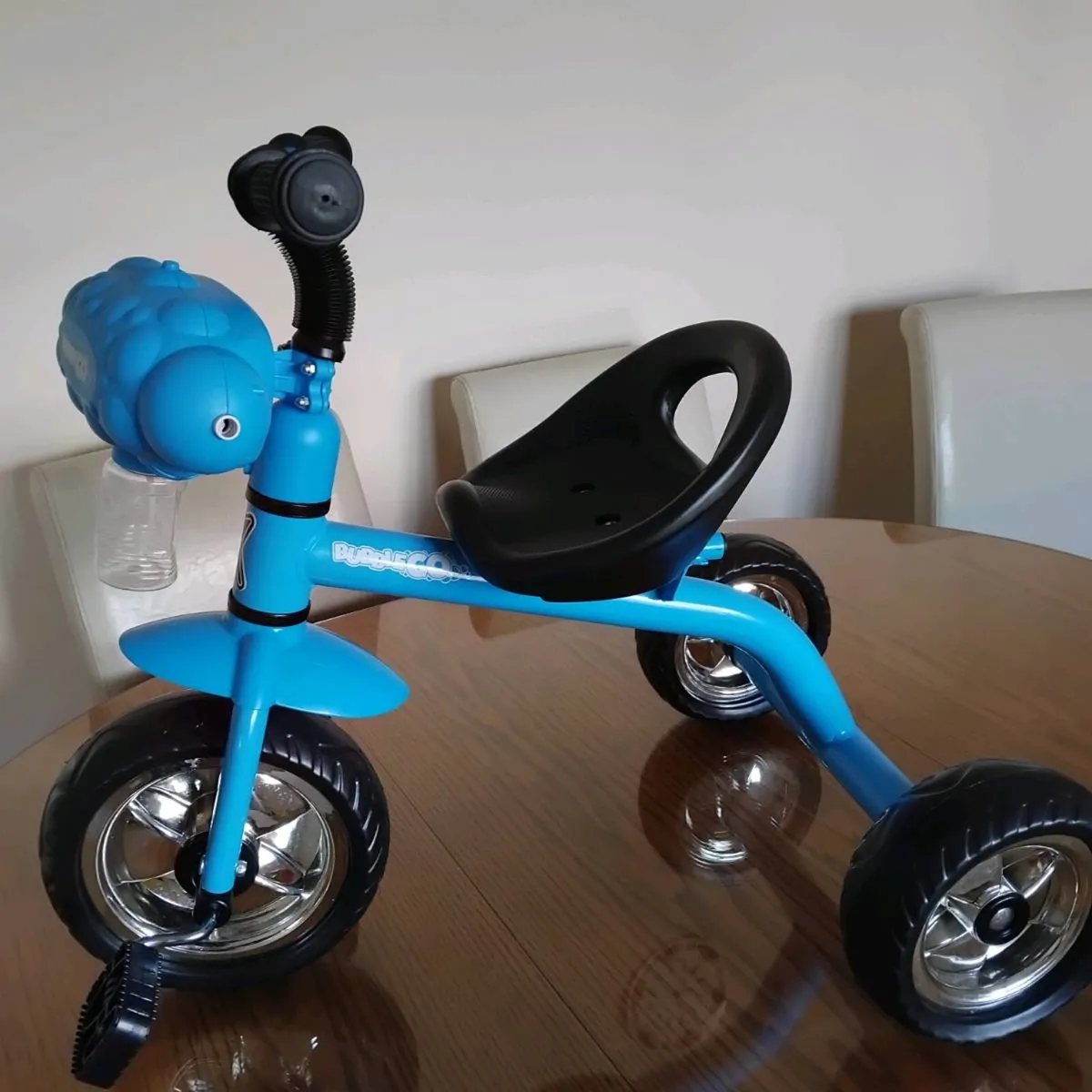 Child's bike - Image 1
