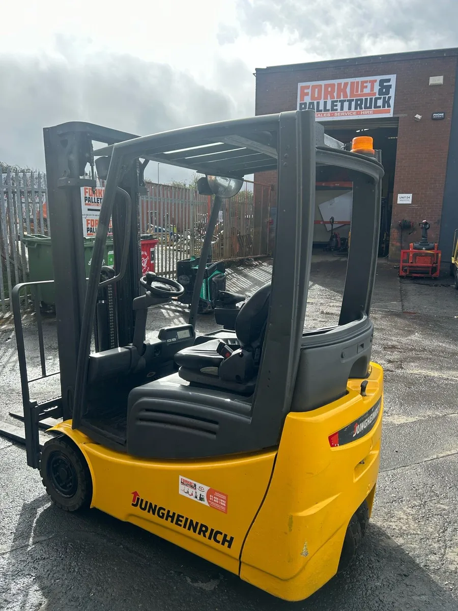 Jungheinrich electric Forklift - Image 1