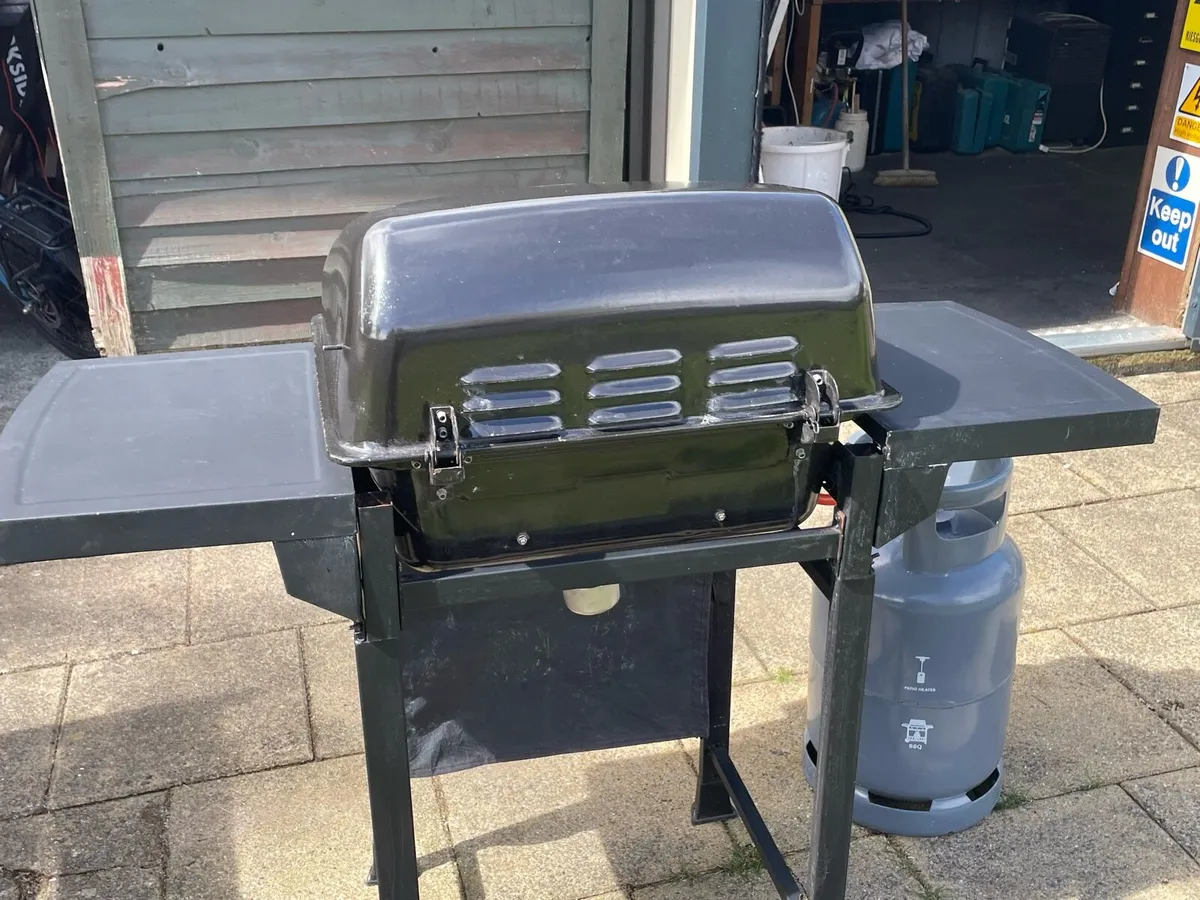 Omaha  gas barbecue - Image 4