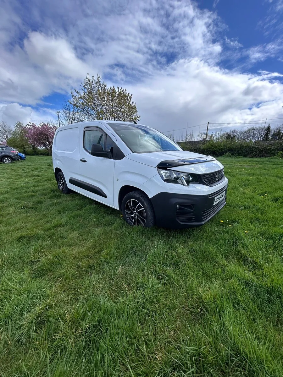 Peugeot partner 3 seats - Image 1