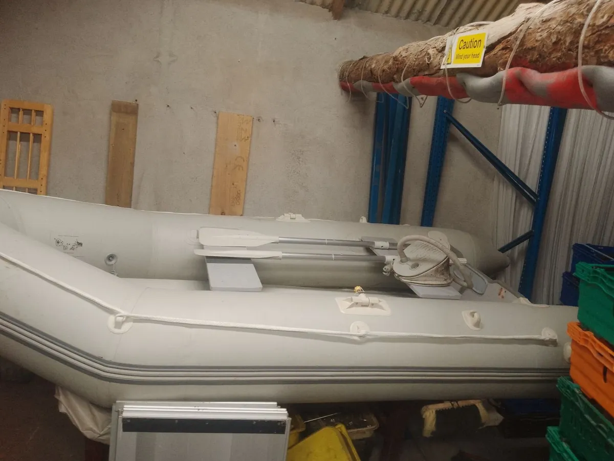 INFLATABLE DINGHY, RUBBER BOAT - Image 2