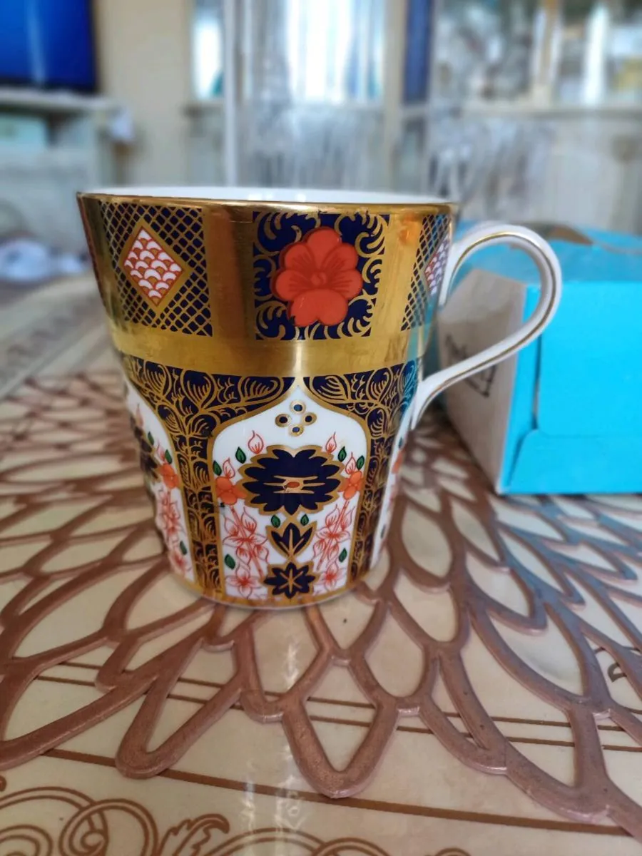 Old Crown Derby Mug - Image 1