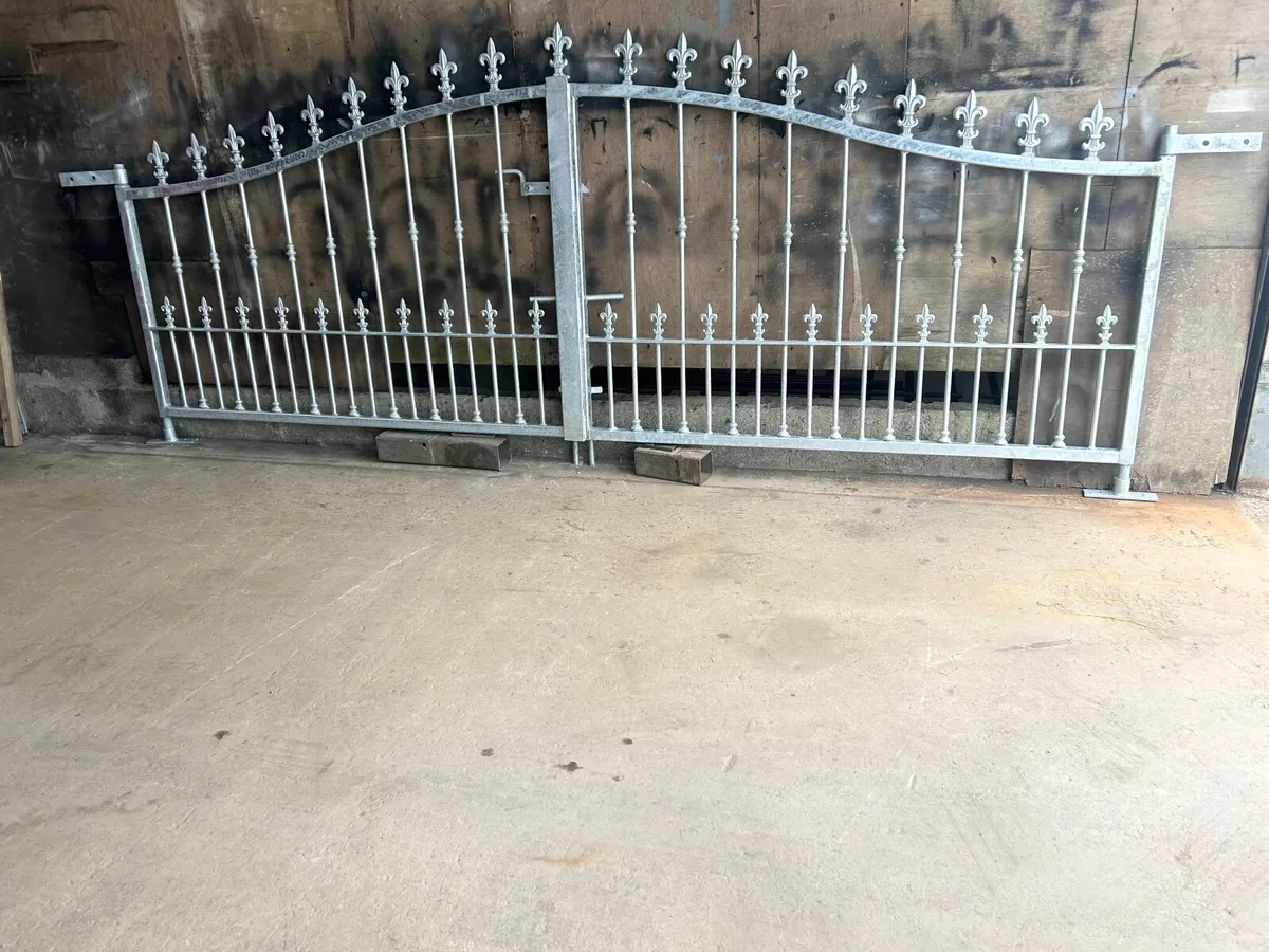 Entrance Gates - Image 2