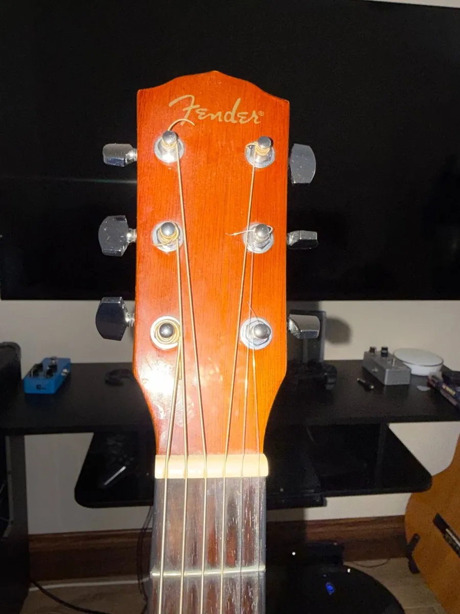 Fender CD-60 NAT-DS-V2 - Image 2