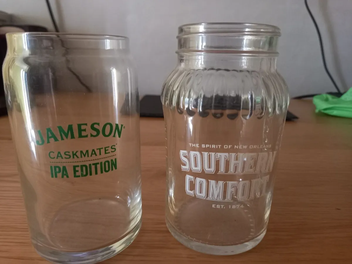 Whiskey collectibles - Image 2