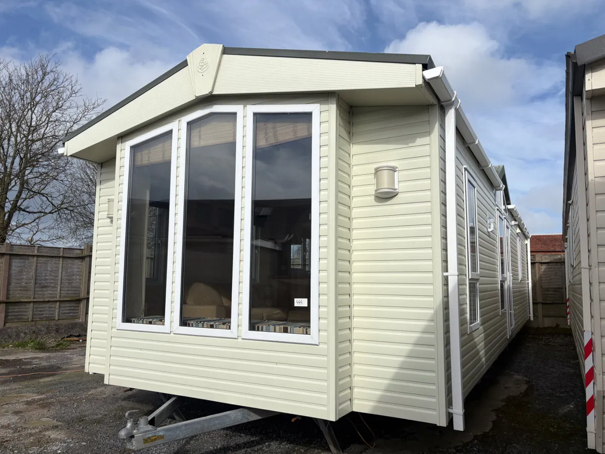 Pemperton St Moritz, luxury residential spec - Image 4