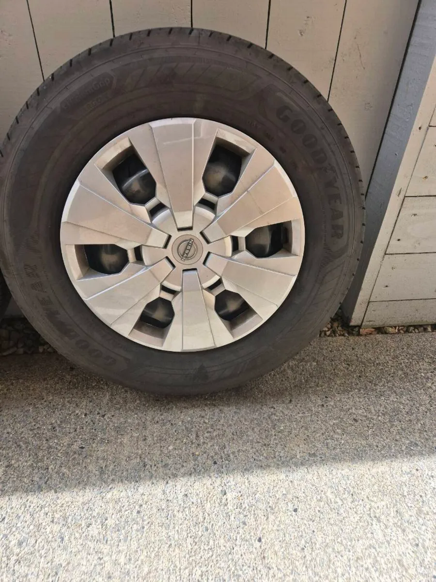 Wheels, tyres,  from 2025 nissan interstar - Image 4