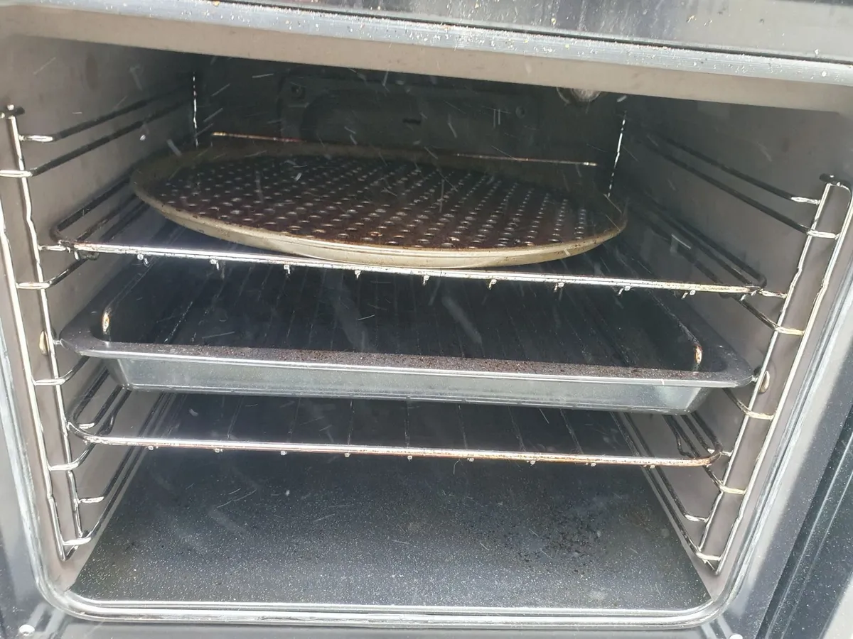 Zanussi double oven - Image 1