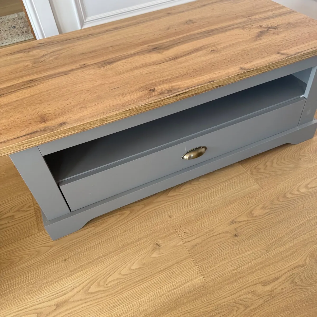 Drawer T.V. Cabinet - Image 4