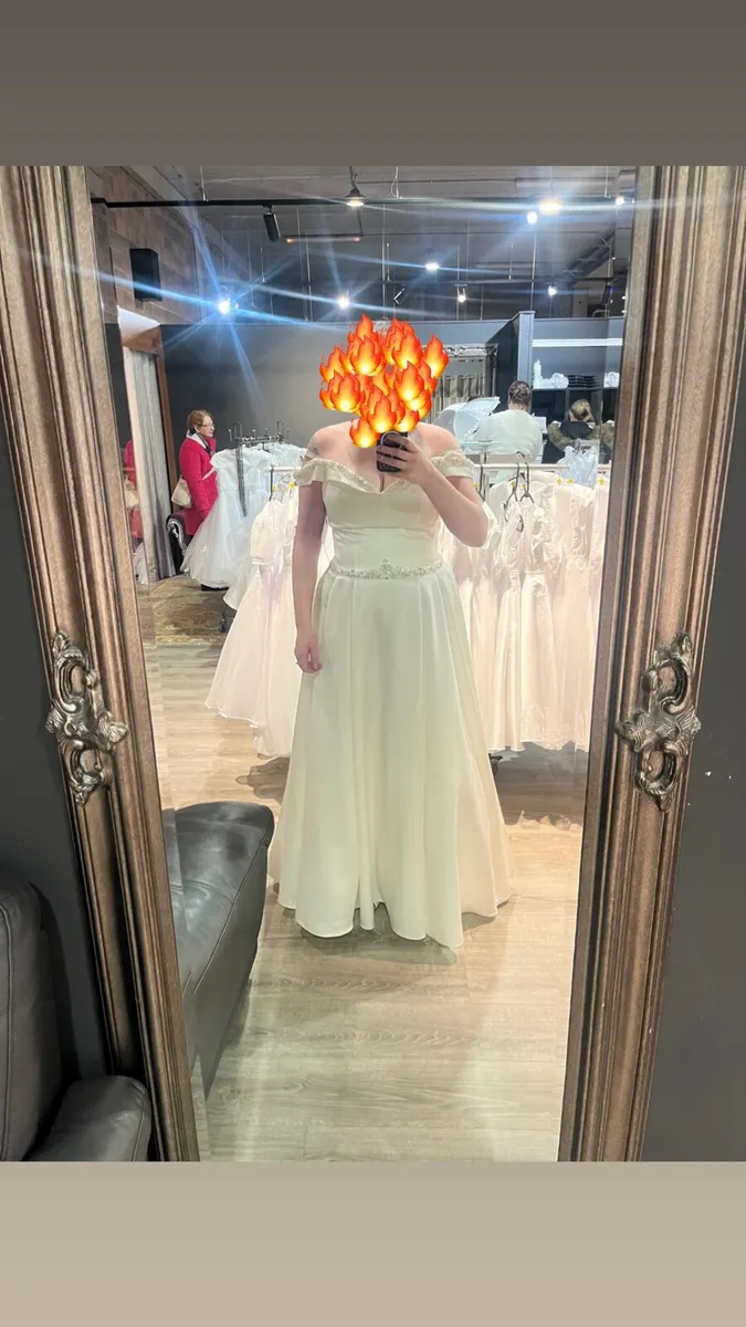 Emma Bridal Wedding Dress - Image 1