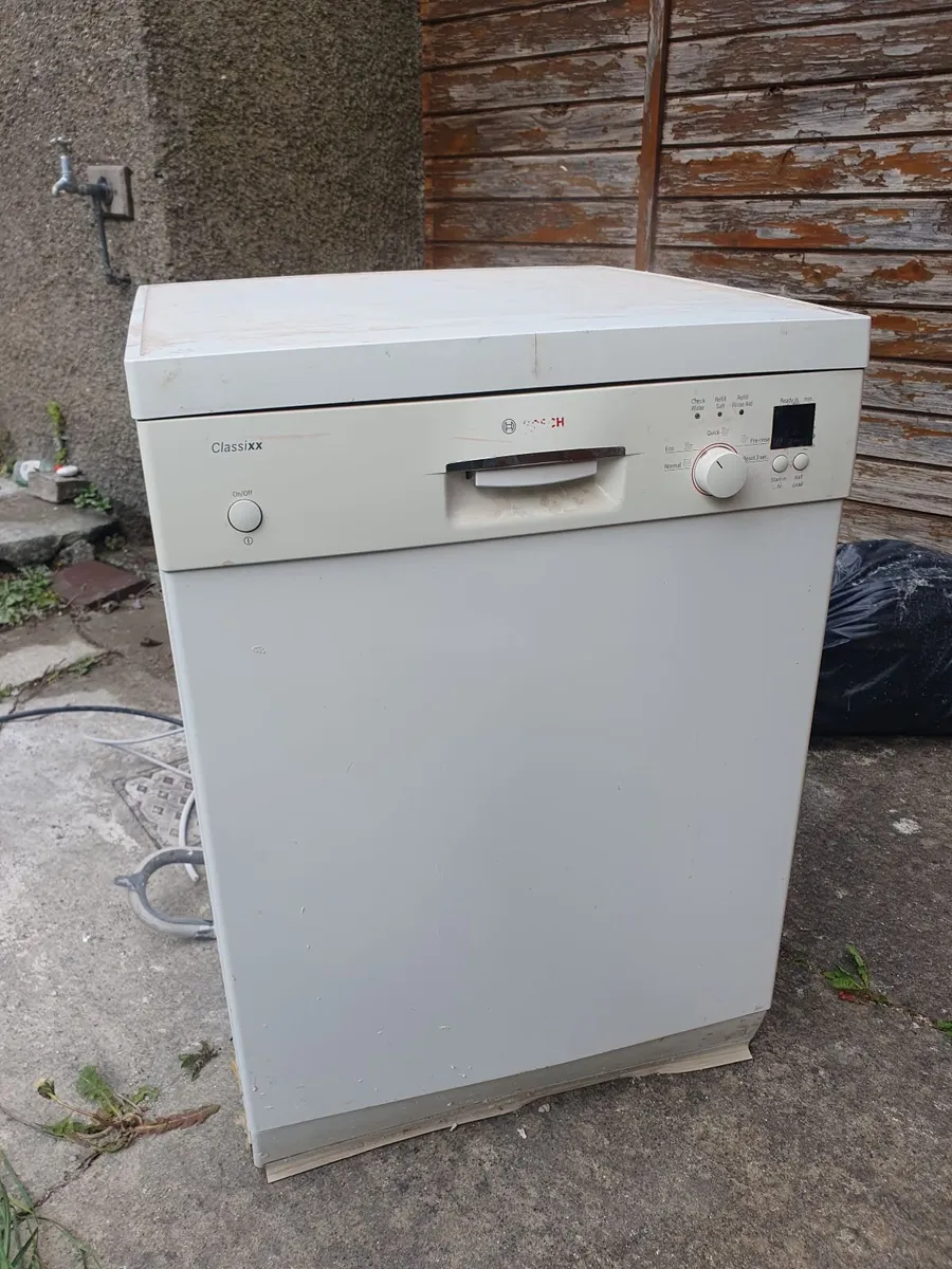 Bosch Dishwasher - Image 1