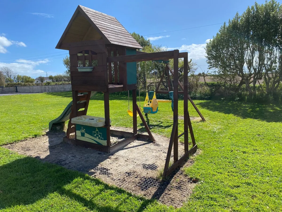 Play tower slide & swing set - Image 3