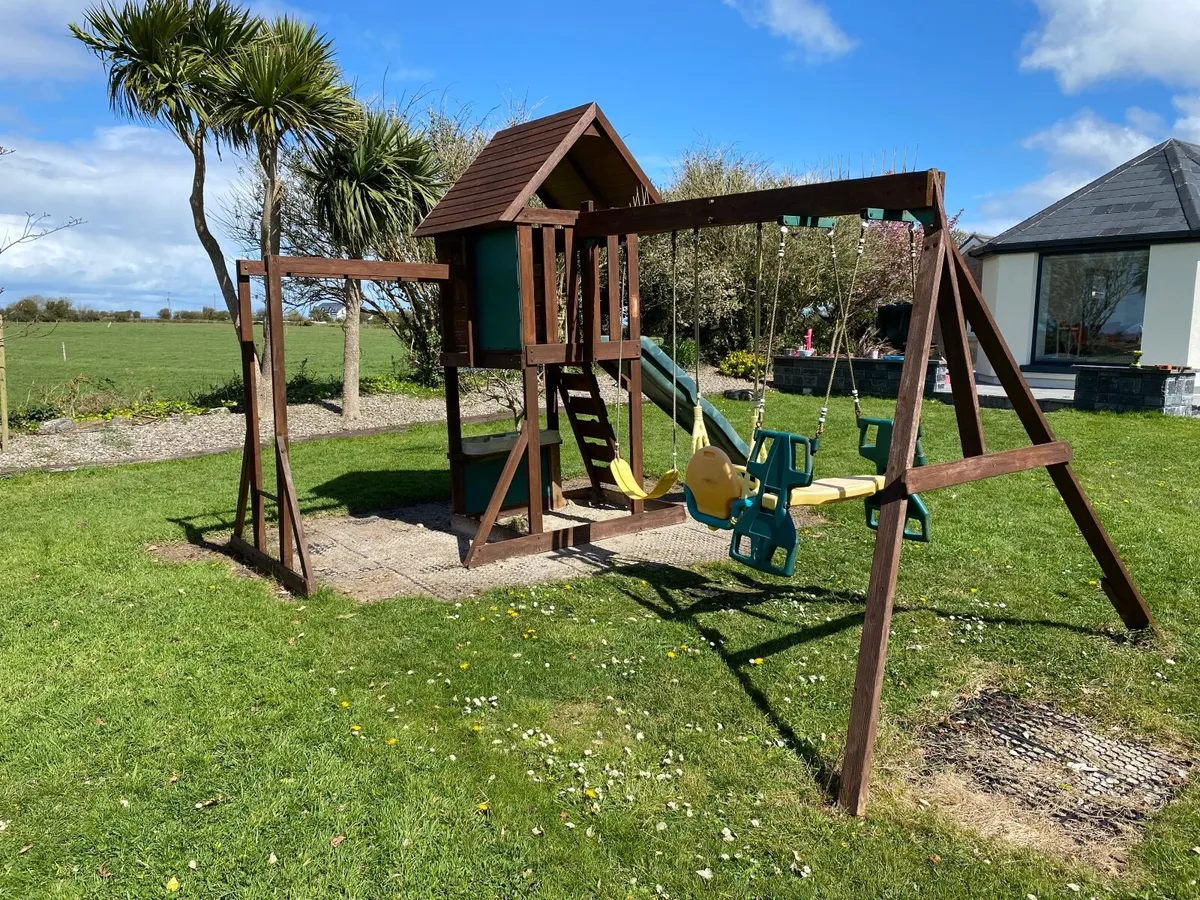Play tower slide & swing set - Image 4