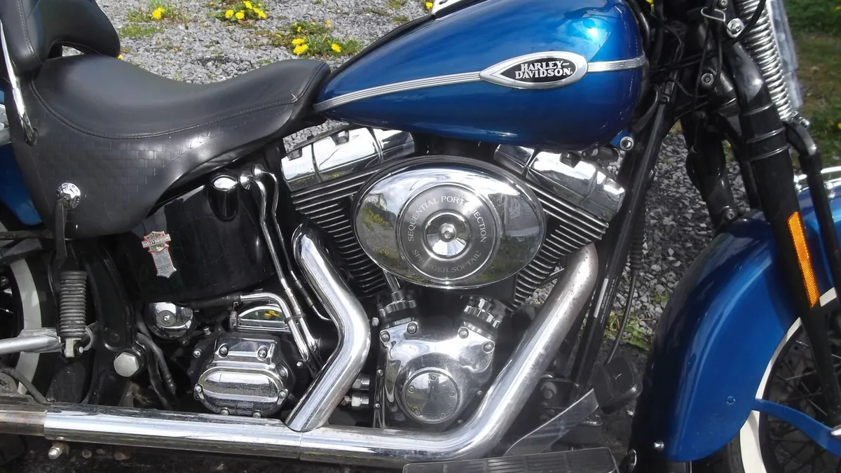 HARLEY DAVIDSON  FLSTS HERITAGE SPRINGER - Image 3