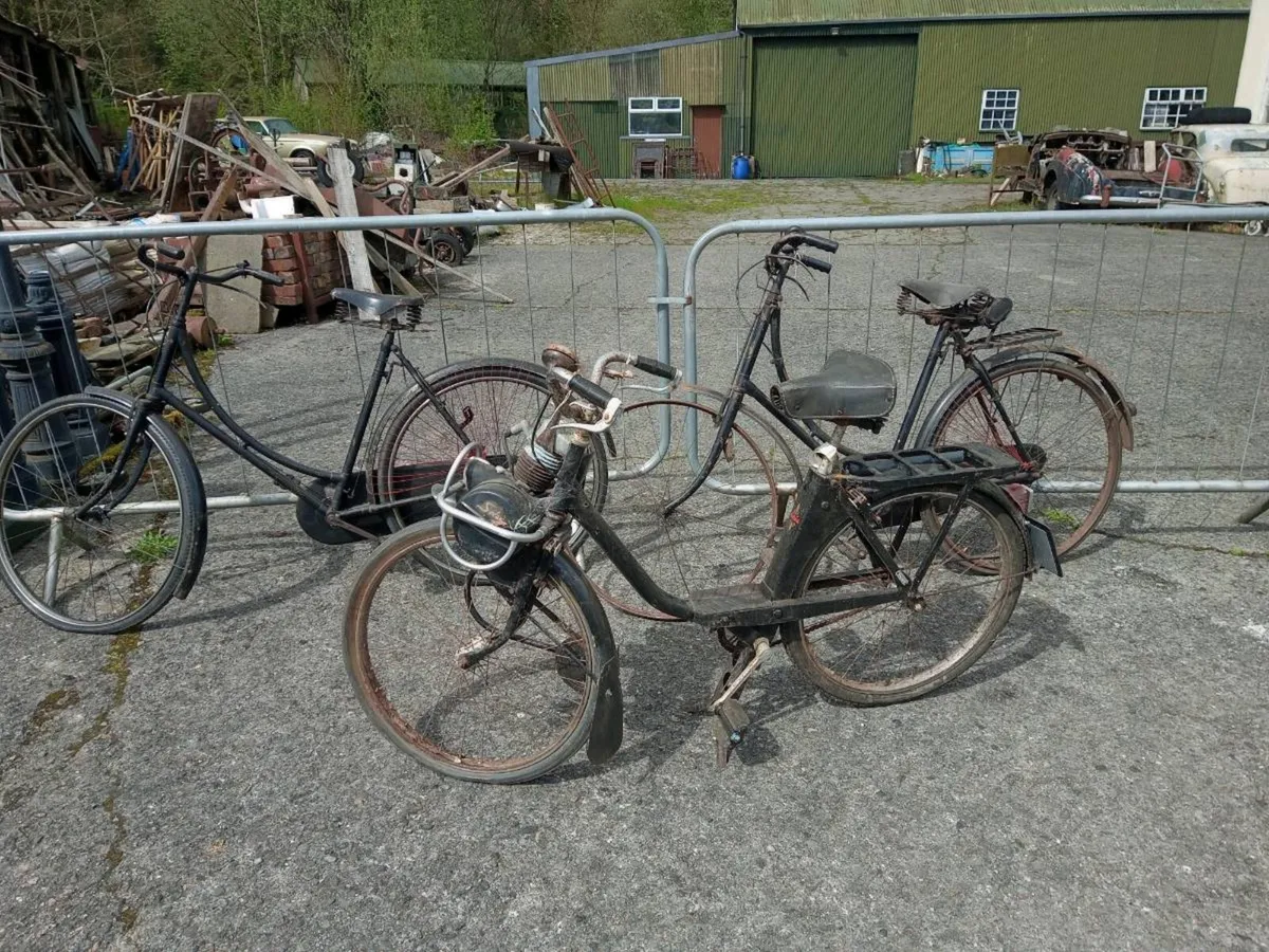 Proper period High Nellie bikes - Image 1
