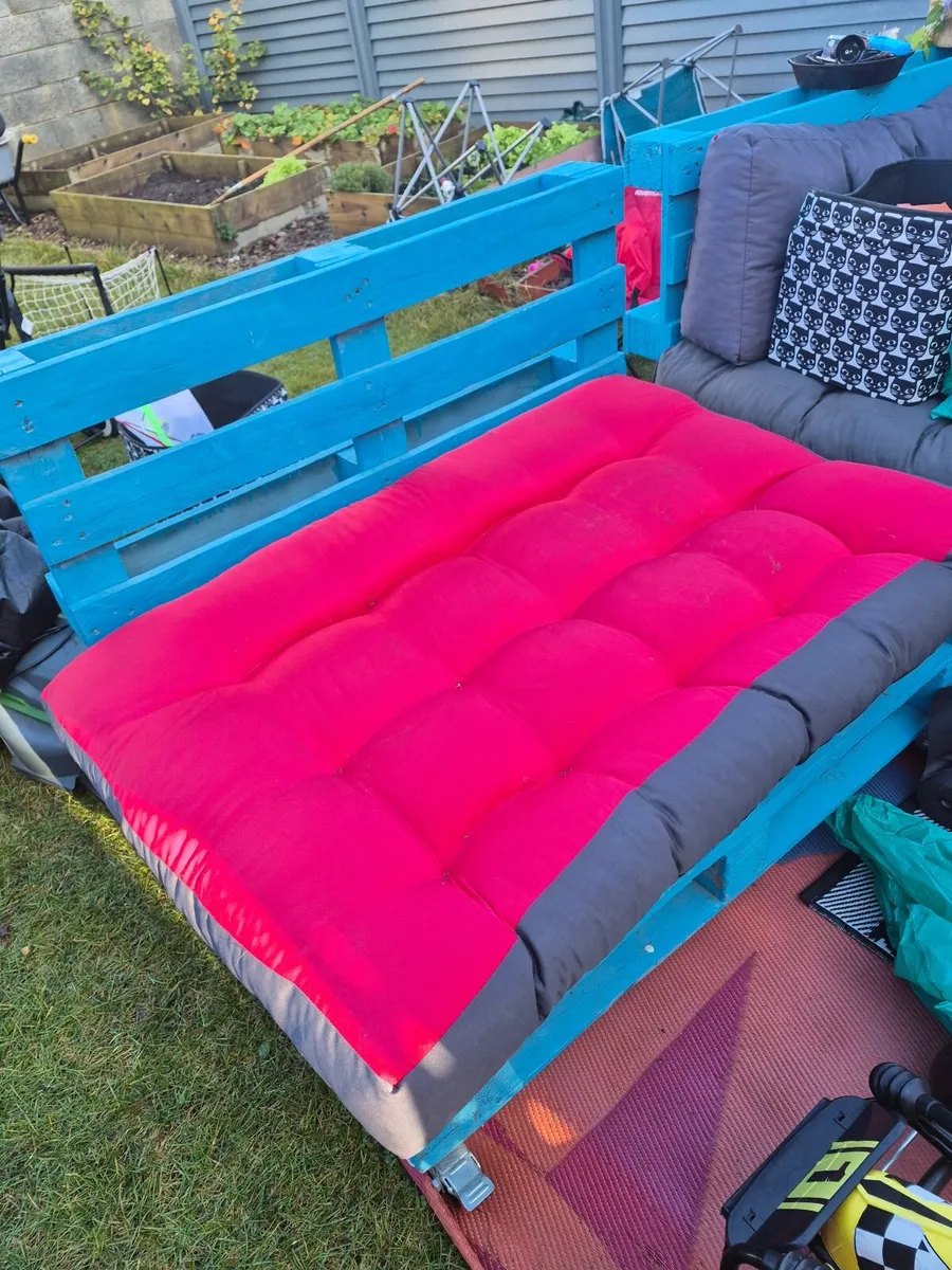 Garden Furniture DIY - Image 3