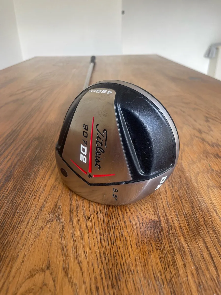 Titleist 907 D2 Driver  9.5 degree - Image 2