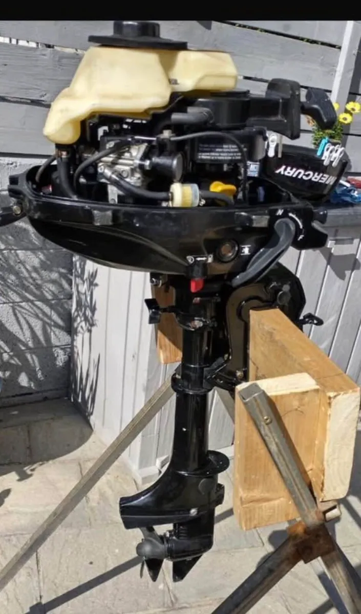 Dinghy with 2019 Mercury 2.5HP outboard engine - Image 4