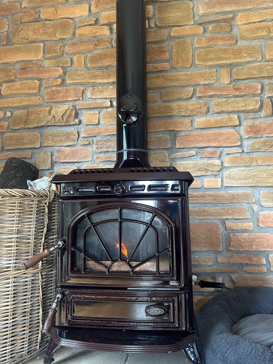 Stanley Erin Back Boiler Stove - Image 1