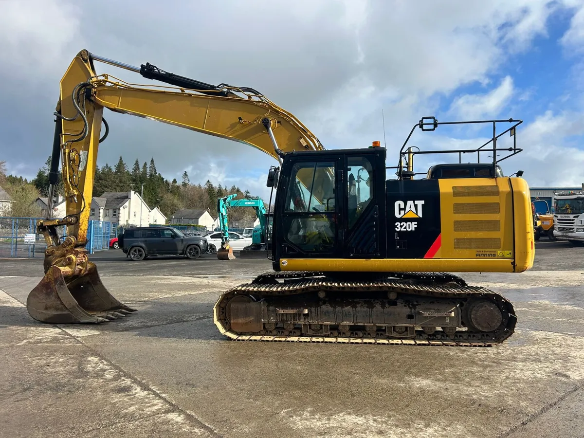 2018 Cat 320FL GPS Present - MULLANS - Image 2