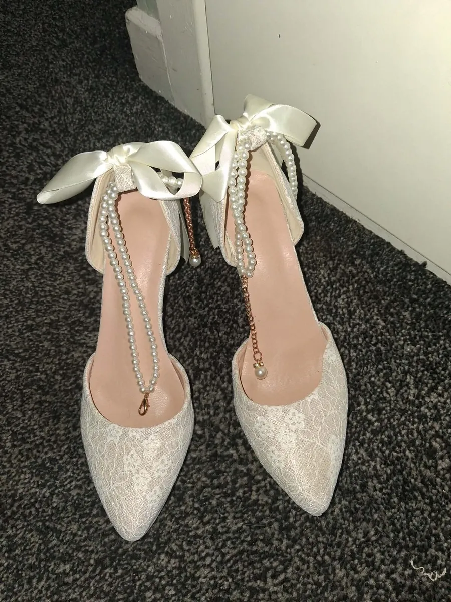 Ladies shoes - Image 1