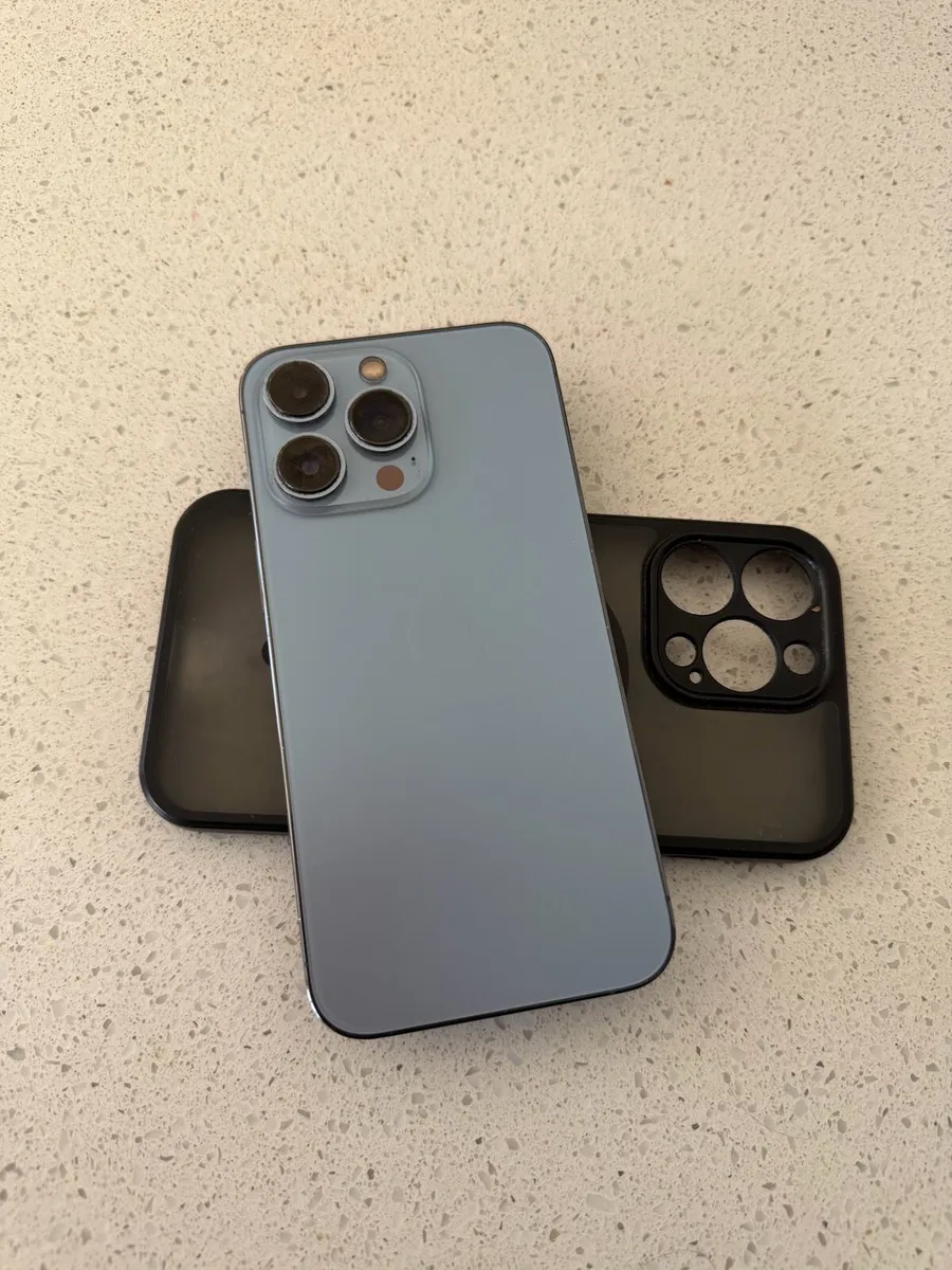iPhone 13 Pro - Image 1