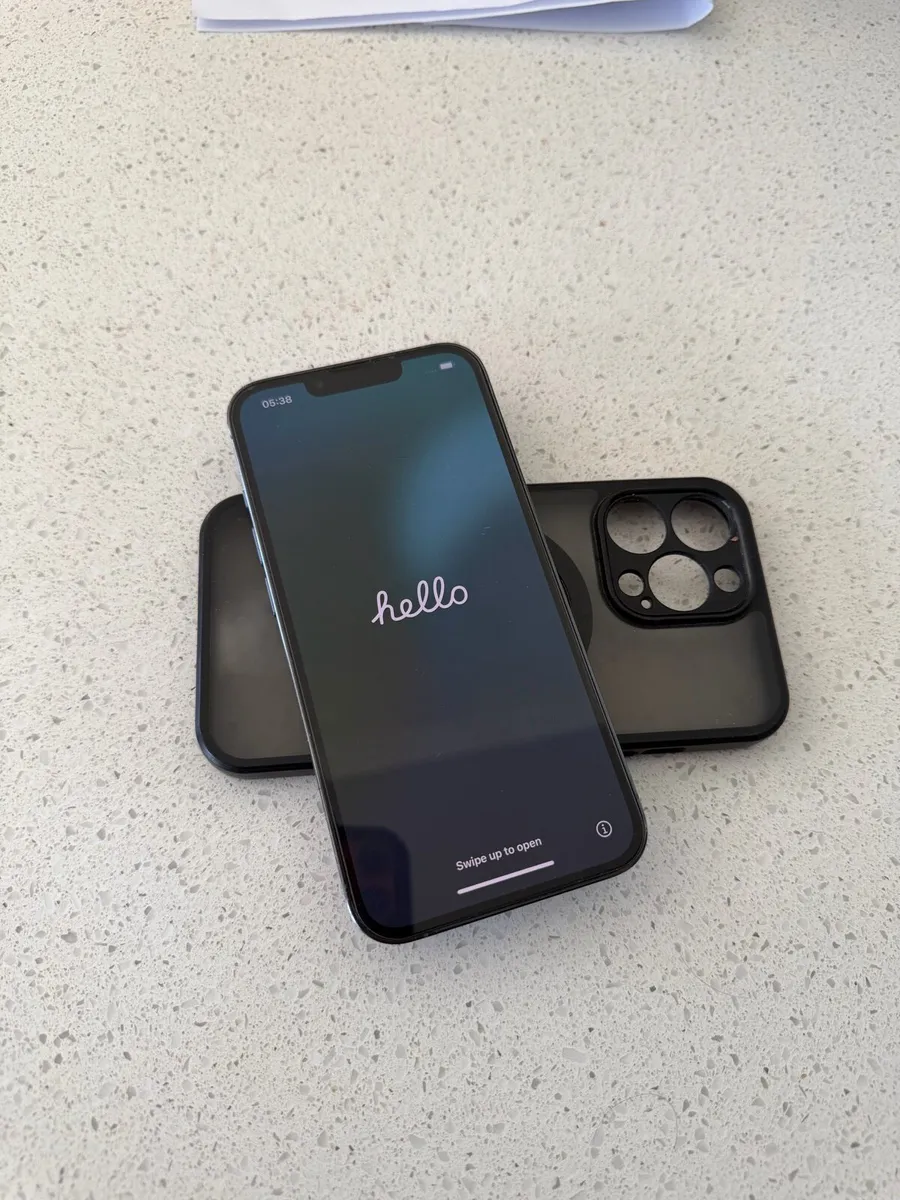 iPhone 13 Pro - Image 2