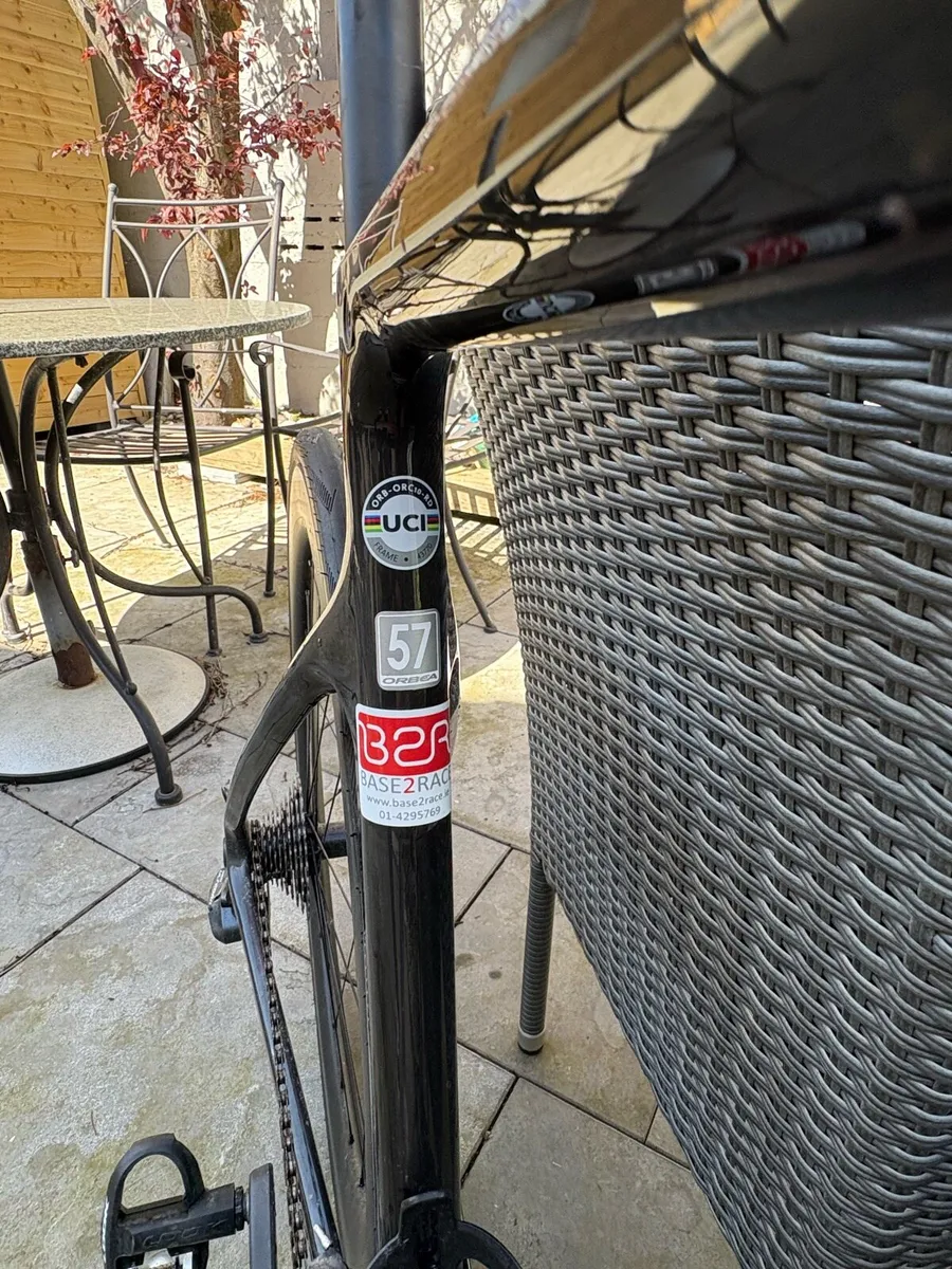 2021 Orbea Orca M30 Disc Road Bike | Size 57 - Image 4